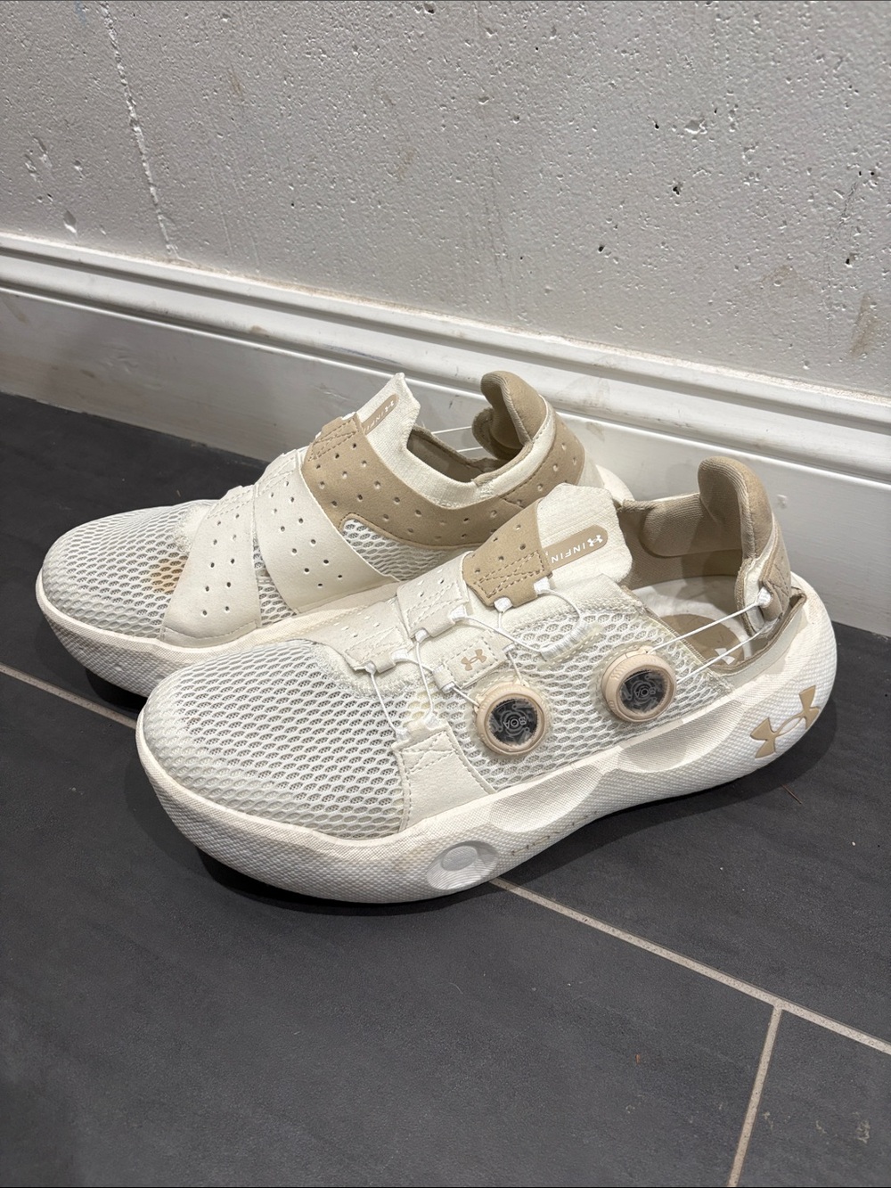 Under Armour White and Tan Athletic Sneakers with Dual Dial Fit